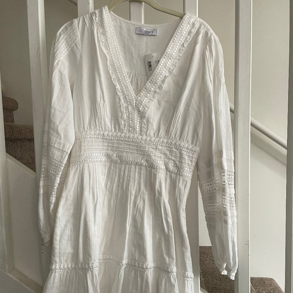Fun flirty 'Bettina' style Intermix Mini dress, white with lace details